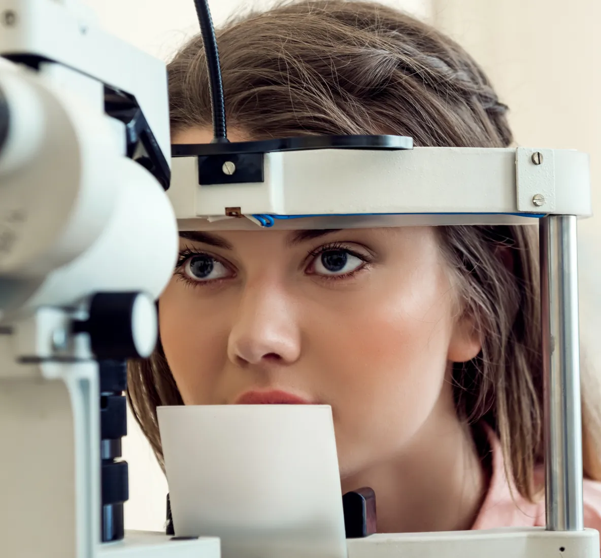 Exame de vista com optometrista